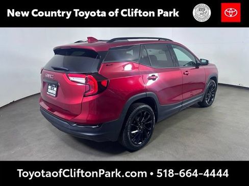 Used 2024 GMC Terrain SLT w/ Elevation Edition AWD/4WD image 3