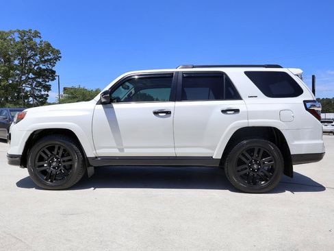 Used 2019 Toyota 4Runner Limited AWD/4WD image 3