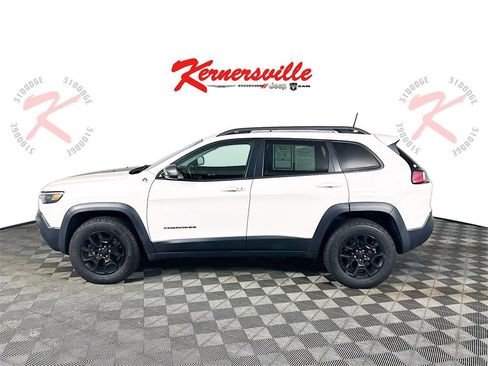 Used 2019 Jeep Cherokee Trailhawk w/ Comfort/Convenience Group image 4
