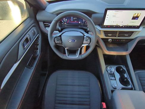 New 2026 Ford Explorer ST-Line w/ ST-Line Street Pack image 16