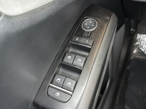 Used 2021 Kia Soul LX FWD image 19