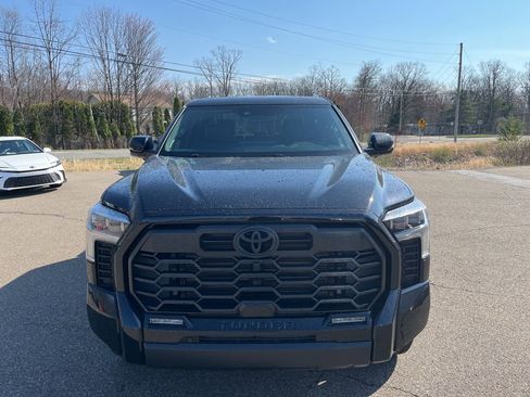 New 2026 Toyota Tundra Limited w/ TRD Off-Road Package AWD/4WD image 9