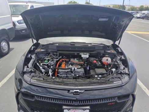 Used 2025 Chevrolet Equinox EV RS FWD image 12