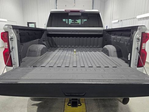 Used 2020 Chevrolet Silverado 2500 LT w/ Convenience Package AWD/4WD image 14