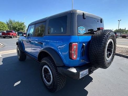 Used 2023 Ford Bronco Badlands w/ Sasquatch Package AWD/4WD image 6