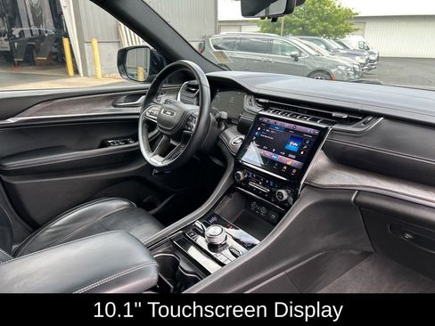 Certified 2022 Jeep Grand Cherokee Overland w/ Luxury Tech Group IV image 48