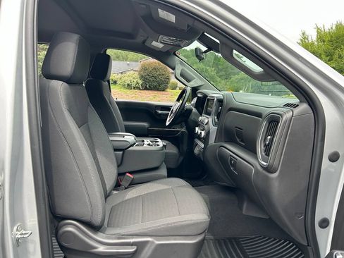 Used 2020 GMC Sierra 1500 SLE w/ SLE Value Package RWD image 43