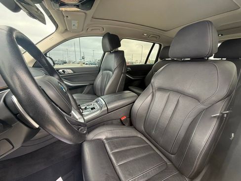 Used 2022 BMW X7 xDrive40i w/ Luxury Seating Package image 27