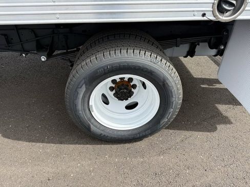 New 2026 Ford E-450 and Econoline 450 Super Duty w/ Interior Upgrade Package image 15