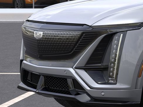 New 2026 Cadillac Lyriq V w/ LPO, Blue Accent Package AWD/4WD image 13