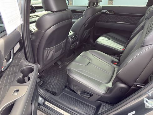 Used 2022 Hyundai Palisade Calligraphy image 11