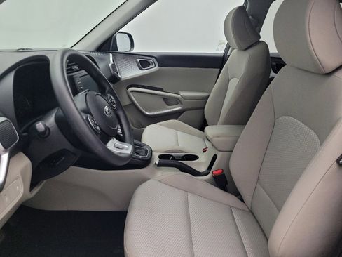 Used 2021 Kia Soul LX image 17