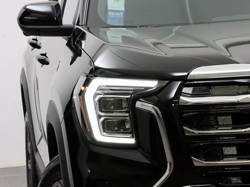 New 2026 GMC Terrain Elevation w/ Elevation Premium Package image 4