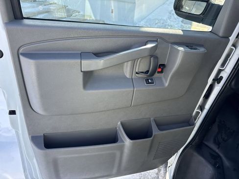 Certified 2020 Chevrolet Express 3500 LS image 19