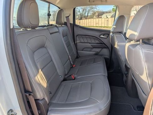 Used 2022 GMC Canyon Denali image 24