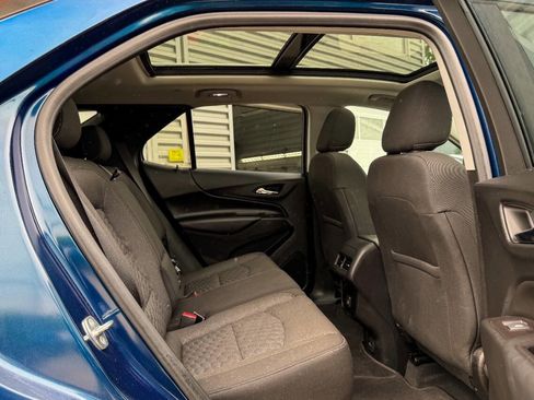 Used 2019 Chevrolet Equinox LT w/ Sun & Navigation Package AWD/4WD image 13