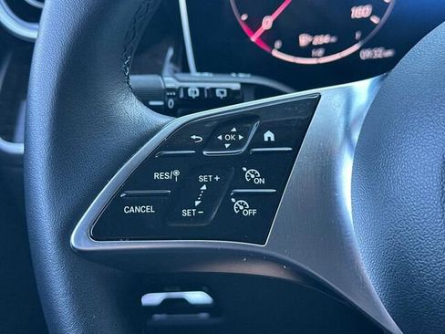 Used 2025 Mercedes-Benz GLC 350e GLC 350e 4D Sport Utility 4MAT image 29