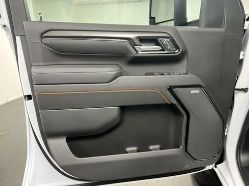 New 2026 GMC Sierra 2500 AT4 w/ AT4 Premium Plus Package AWD/4WD image 23