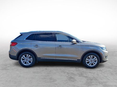 Used 2016 Lincoln MKX Premiere image 6