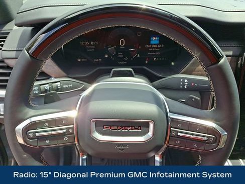 Used 2026 GMC Acadia Denali Ultimate w/ LPO, Floor Liner Package AWD/4WD image 4