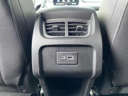 Used 2023 Chevrolet Blazer LT image 35