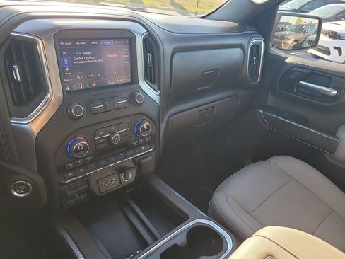 Used 2022 Chevrolet Silverado 1500 LTZ w/ LTZ Premium Package RWD image 25