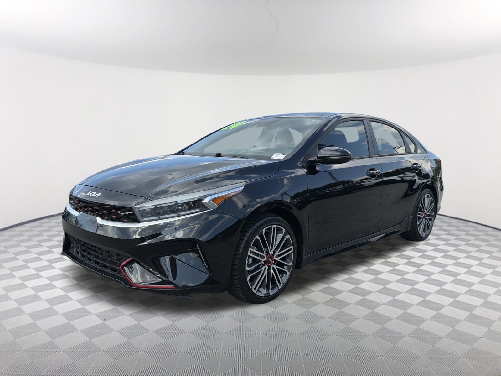 Used 2024 Kia Forte GT FWD image 3