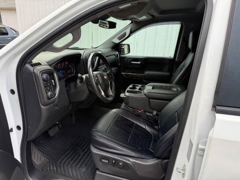 Used 2019 Chevrolet Silverado 1500 LT w/ All-Star Edition AWD/4WD image 18