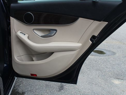 Used 2018 Mercedes-Benz C 300 C 300 4MATIC Sedan 4D image 16