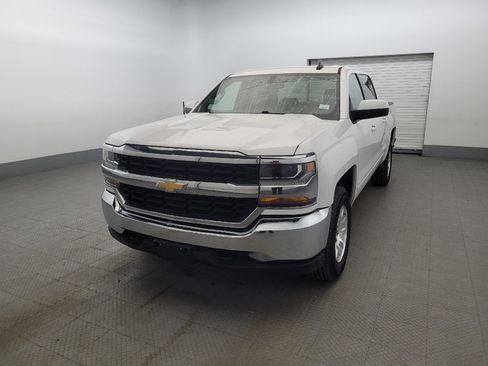 Used 2018 Chevrolet Silverado 1500 LT AWD/4WD image 15
