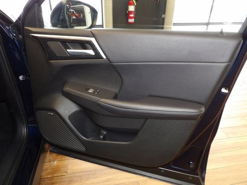 Used 2025 Mitsubishi Outlander SE image 12