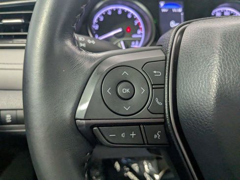 Certified 2022 Toyota Camry SE w/ Convenience Package FWD image 17