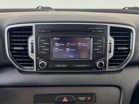 Used 2017 Kia Sportage LX AWD/4WD image 14