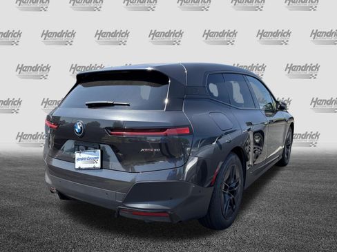 Used 2023 BMW iX xDrive50 w/ Premium Package AWD/4WD image 11