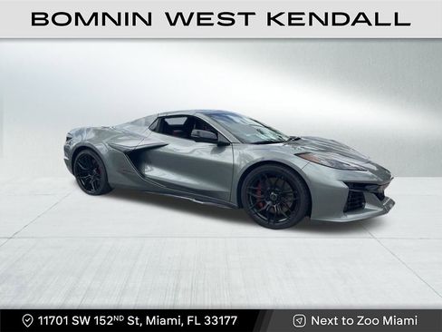 Used 2023 Chevrolet Corvette Z06 image 1