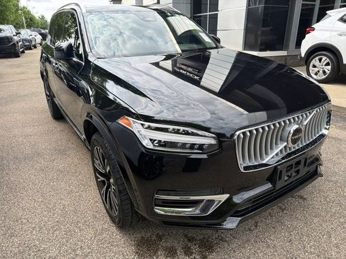 Used 2023 Volvo XC90 T8 Plus AWD/4WD image 11