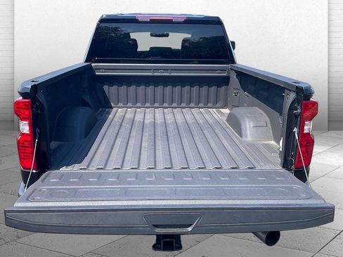 Used 2024 Chevrolet Silverado 2500 Custom w/ Custom Value Package AWD/4WD image 4