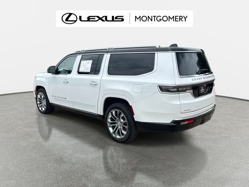 Used 2023 Jeep Grand Wagoneer L Series II w/ HD Trailer Tow Package AWD/4WD image 5