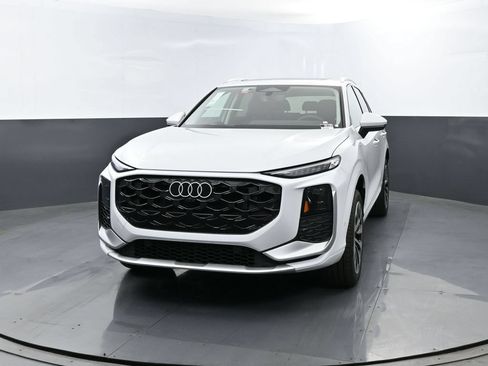 New 2026 Audi Q3 quattro 2.0T AWD/4WD image 2