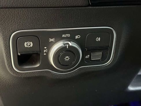 Certified 2024 Mercedes-Benz GLA 250 4MATIC image 19