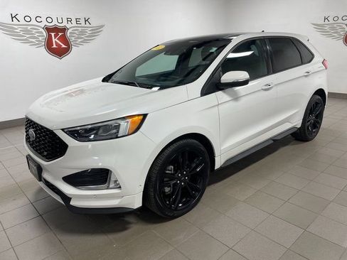 Used 2022 Ford Edge ST w/ Equipment Group 401A AWD/4WD image 3