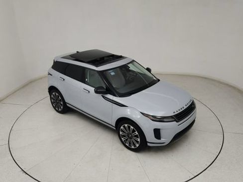 Used 2024 Land Rover Range Rover Evoque S AWD/4WD image 21