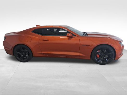 Used 2024 Chevrolet Camaro LT w/ RS Package image 4