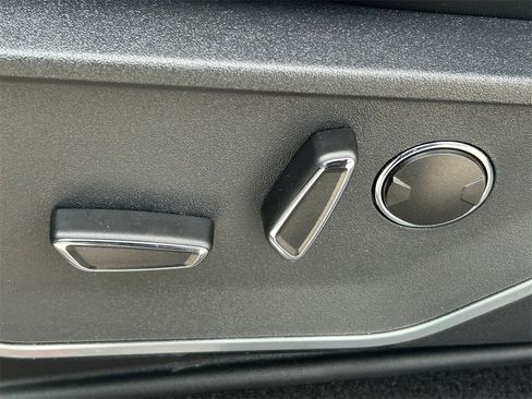 Used 2025 Ford F150 Raptor w/ Equipment Group 803A Raptor R image 18