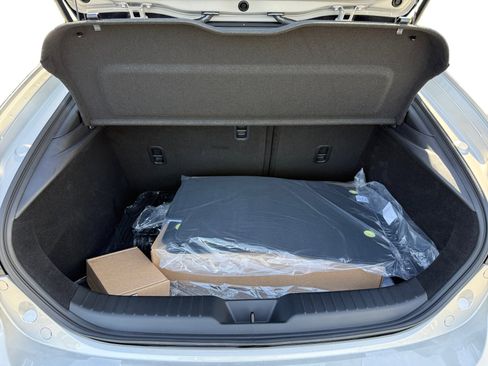 New 2026 MAZDA MAZDA3 Hatchback w/Premium Plus Pkg AWD/4WD image 17