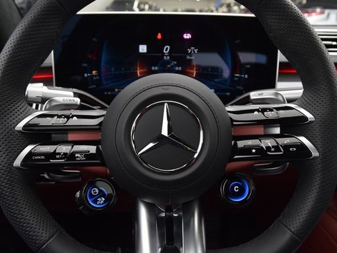 Used 2026 Mercedes-Benz S 63 AMG S image 23