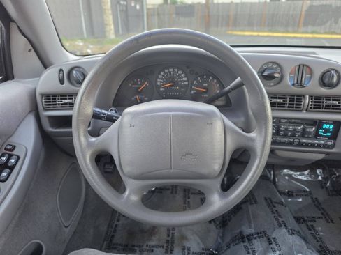 Used 1996 Chevrolet Lumina LS FWD image 17