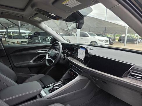 New 2025 Audi Q5 Premium Plus image 7