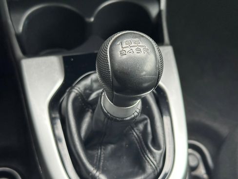 Used 2015 Honda Fit EX image 27