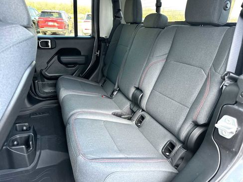 New 2026 Jeep Gladiator Rubicon image 23